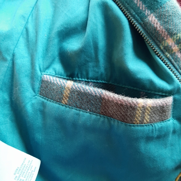 Boden Pembroke Plaid Wool Blend Quilted Vest - Picture 12 of 14